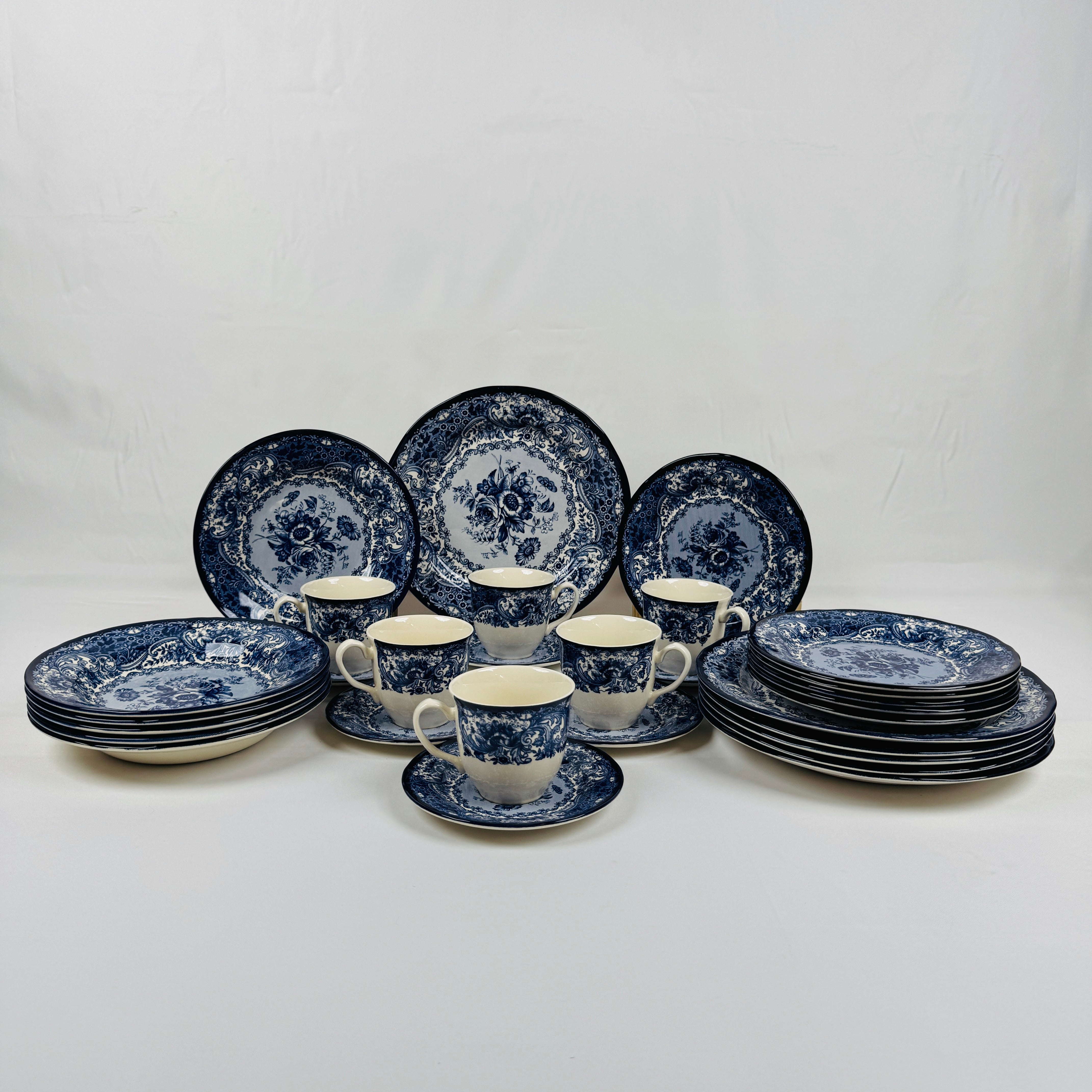 Divine Dark Blue Dinner Set - Claytan