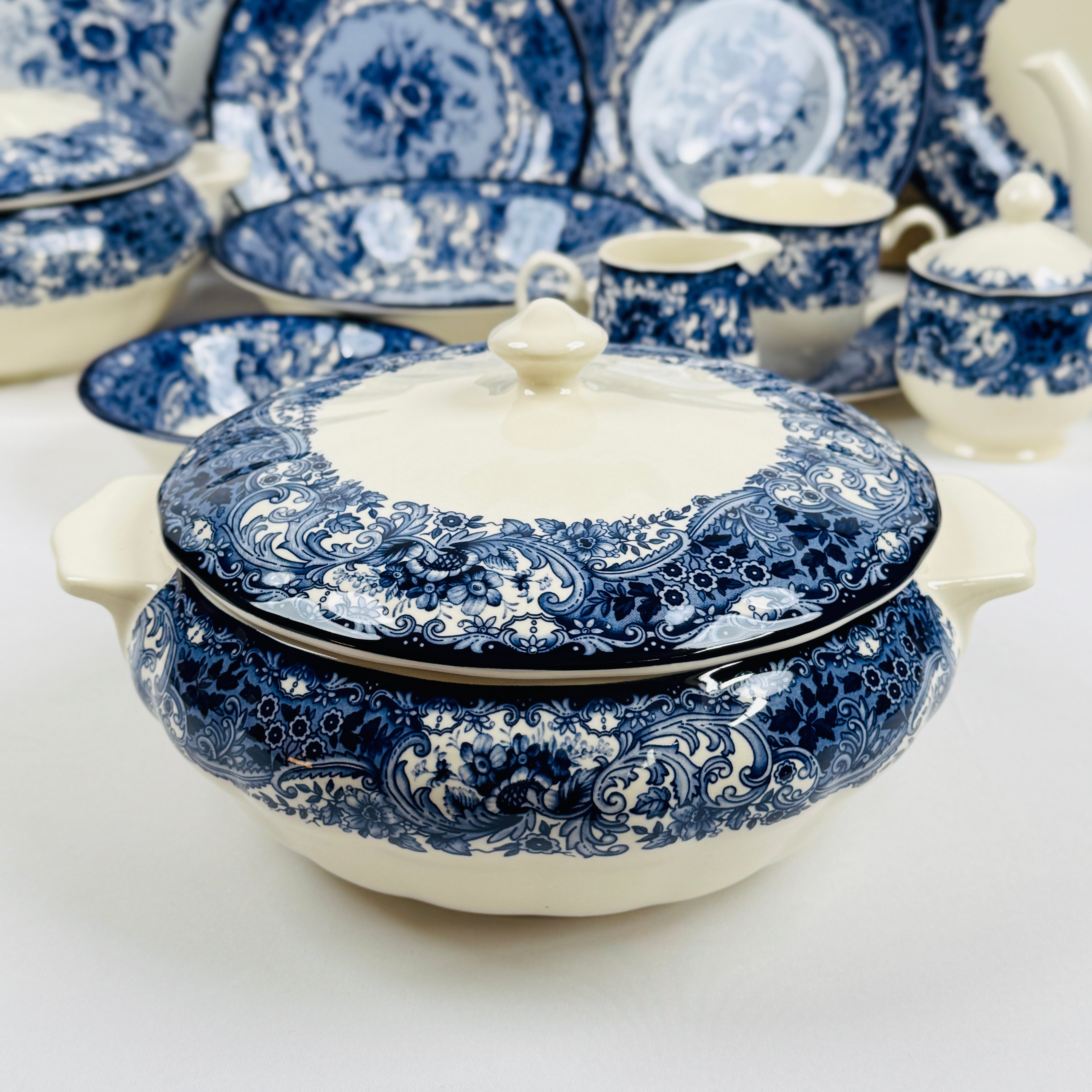 Divine Dark Blue Dinner Set - Claytan