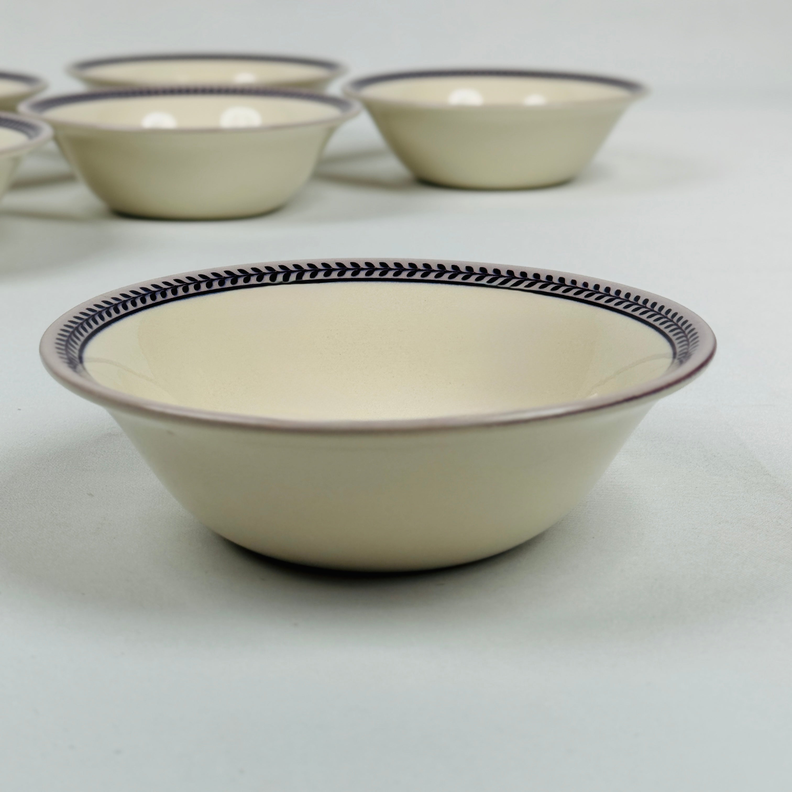 Callista Purple Dinner Set - Claytan