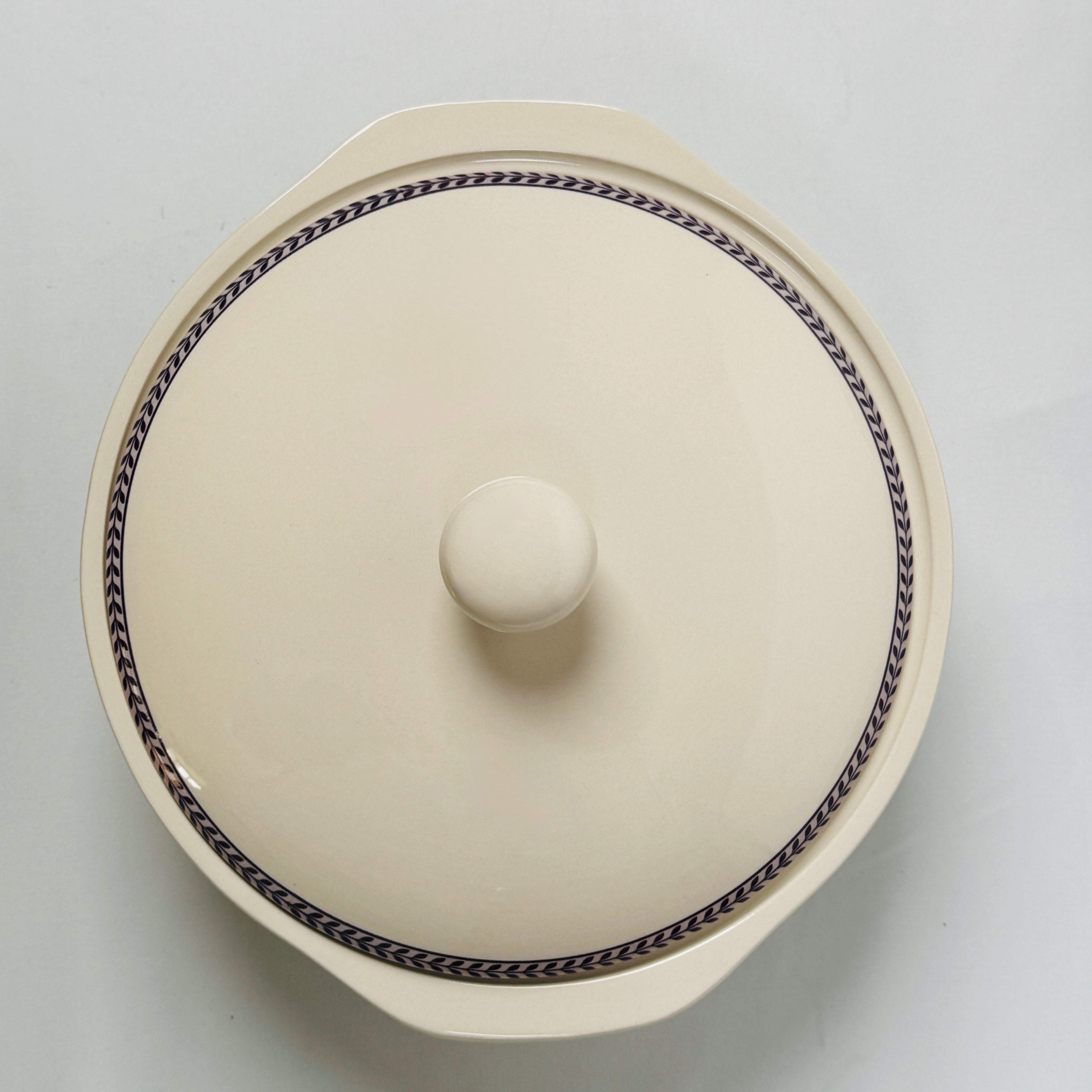 Callista Purple Dinner Set - Claytan