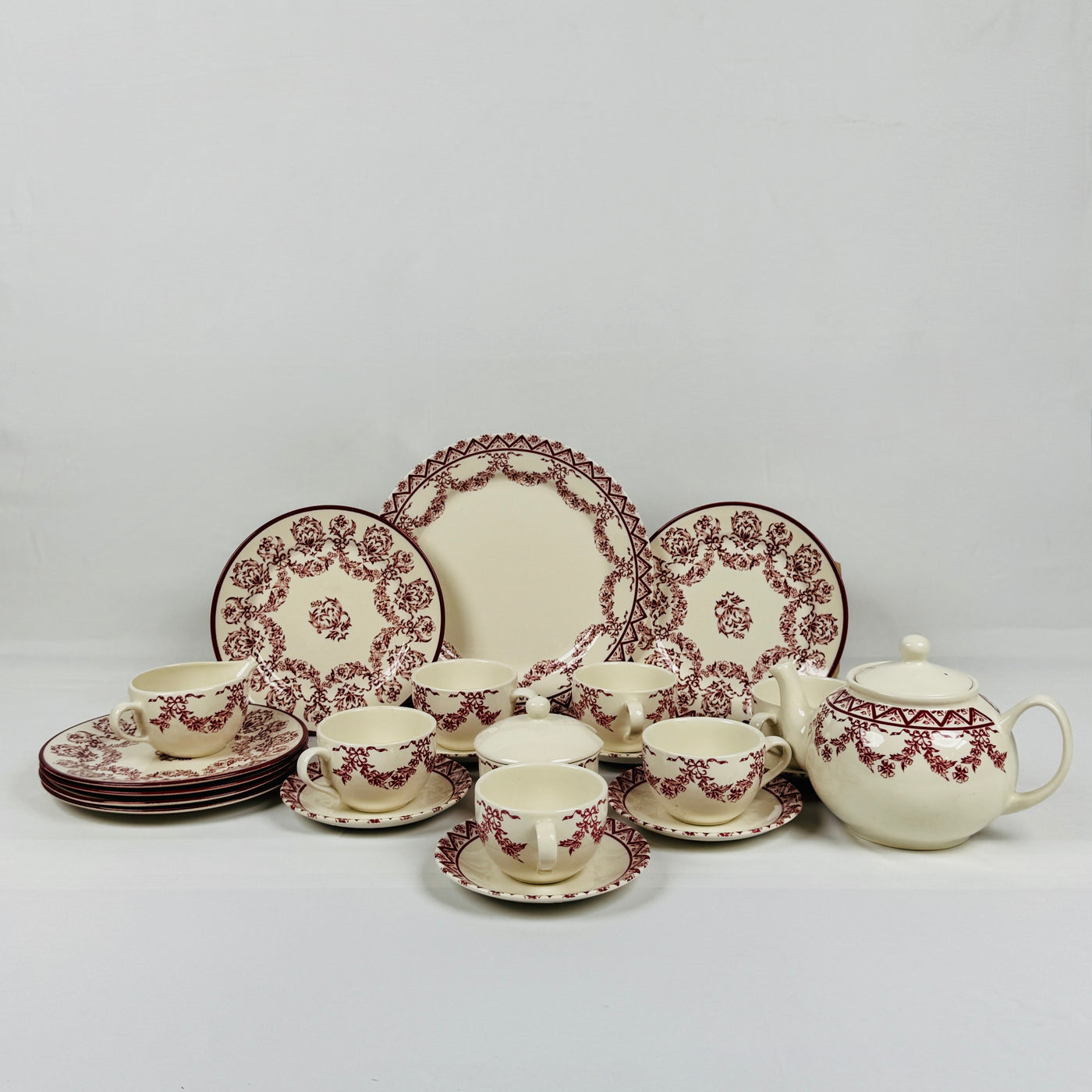 Lagny pink Dinner Set - Claytan