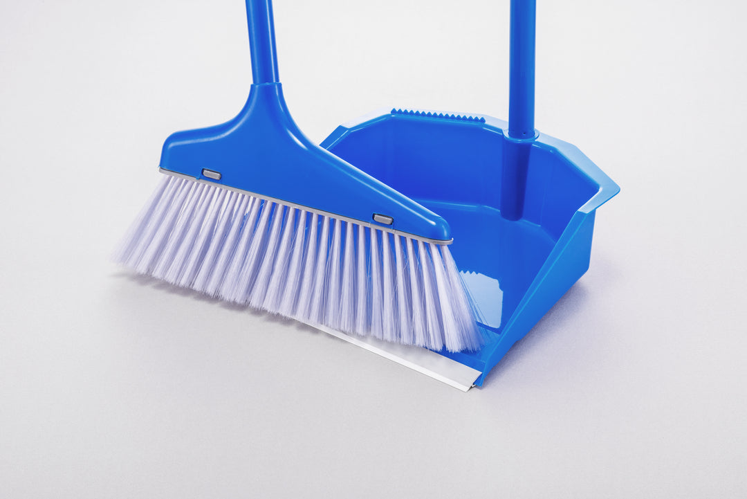 25CM DUSTPAN 70MM BRISTLE75CM METAL HANDLE